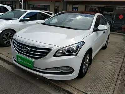 Hyundai Mistra 2014