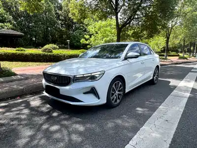 Geely Emgrand 2023