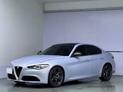 Alfa Romeo Giulia 2022