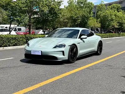 Porsche Taycan 2024