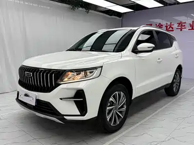 Geely Emgrand X6 2022