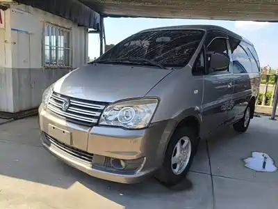 Dongfeng Fengxing Lingzhi 2015