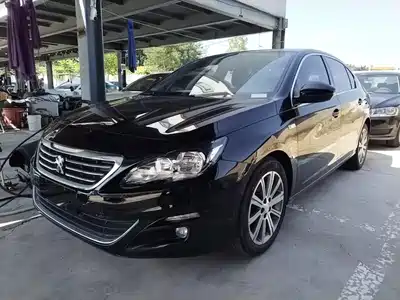 Peugeot 408 2016
