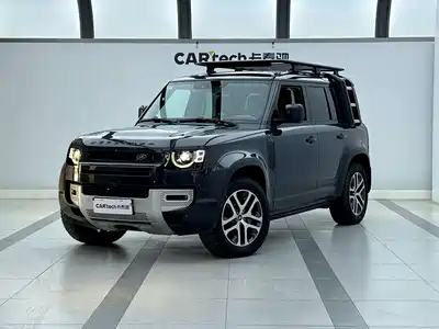 Land Rover Defender 2023
