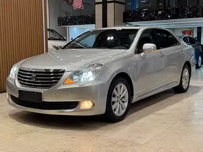 Toyota Crown 2010