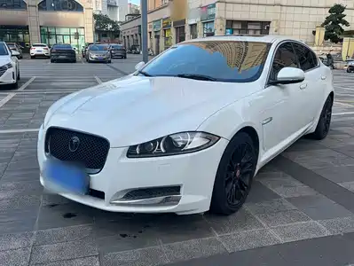 Jaguar XF 2014