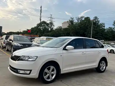 Škoda Rapid Spaceback 2017