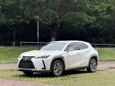 Lexus UX Electric 2023