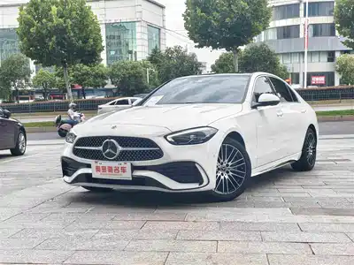 Mercedes-Benz C-Class 2024