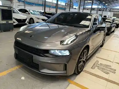 Lynk & Co 03 2022