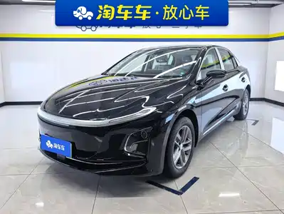 Hongqi E-QM5 2026