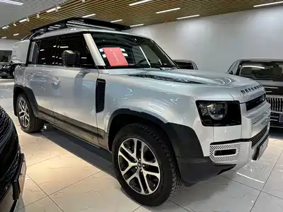 Land Rover Defender 2021