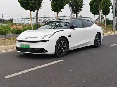 Lynk & Co 10 EM-P 2026