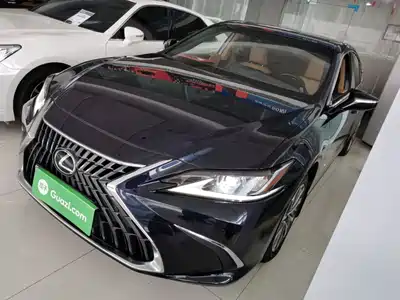 Lexus ES 2022
