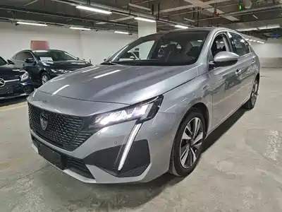 Peugeot 408 2025