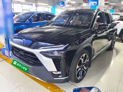 NIO ES8 2022