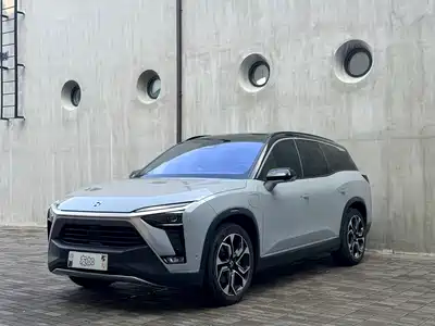 NIO ES8 2021