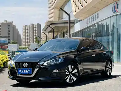 Nissan Teana 2022