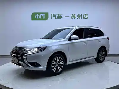 Mitsubishi Outlander 2022
