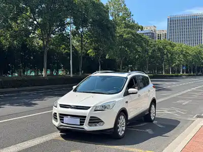 Ford Kuga 2015