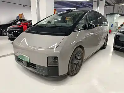 Li Auto MEGA 2024