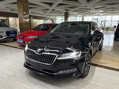 Škoda Superb 2023