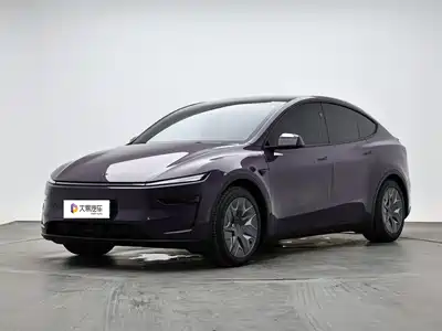Tesla Model Y L 2026