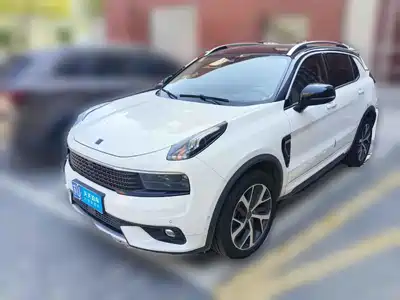 Lynk & Co 01 2019