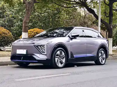HiPhi Y 2024