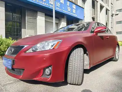 Lexus IS 2011