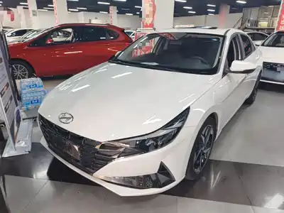 Hyundai Elantra 2023