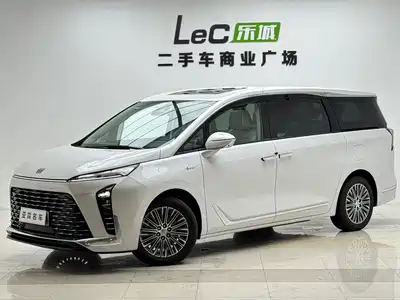 Buick GL8 New Energy 2025