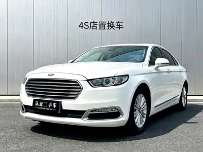 Ford Taurus 2016