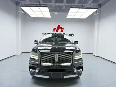 Lincoln Navigator 2021
