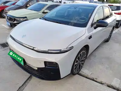 Leapmotor B01 2025