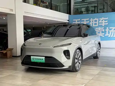 NIO ES8 2023