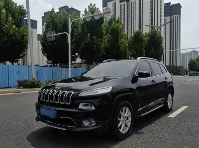 Jeep Cherokee 2016