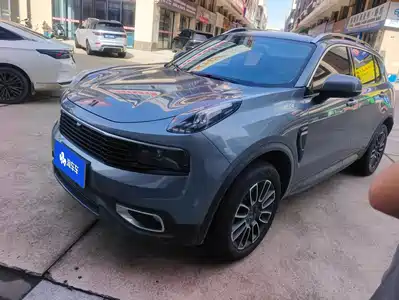 Lynk & Co 01 2021