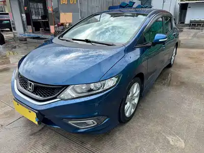 Honda Jade 2016