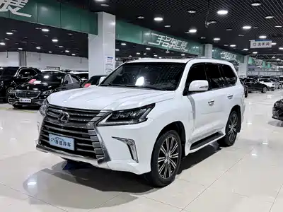 Lexus LX 2018