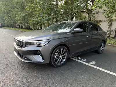 Geely Emgrand 2023