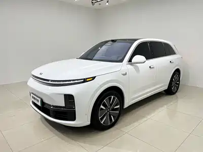 Li Auto L7 2025