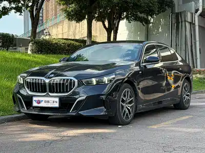 BMW i5 2024