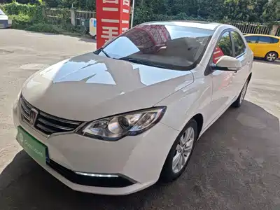 Roewe 360 2015