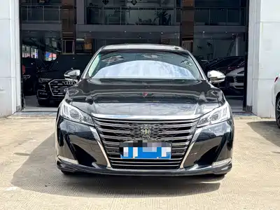 Toyota Crown 2019