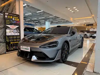 Xiaomi Auto SU7 Ultra 2025