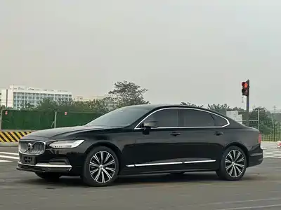 Volvo S90 2024