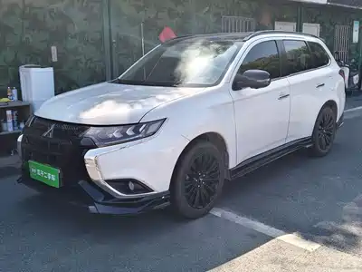 Mitsubishi Outlander 2022