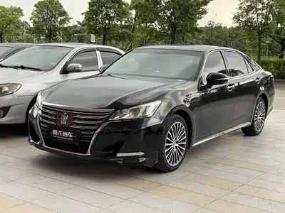 Toyota Crown 2018