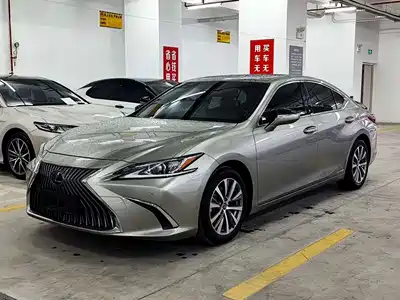 Lexus ES 2018